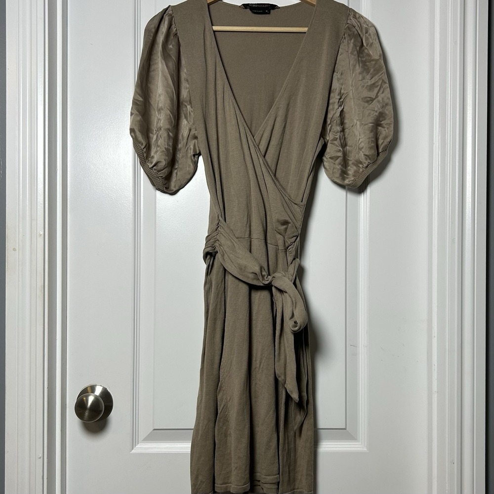 BCBGMAXAZRIA Taupe Mixed Fabric Satin Puff Sleeves Jersey Knit Wrap Midi Dress